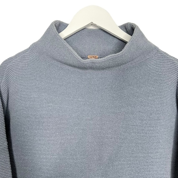 Free People Ottoman Slouchy Tunic Sweater Sky Blue Size XS - Picture 8 of 13